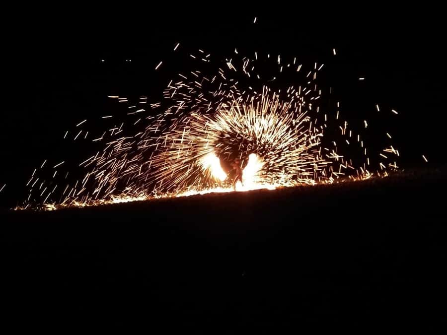 Agafay Desert: Buggy Rides, Dinner & Show Under the Stars - What the one-hour drive is really worth