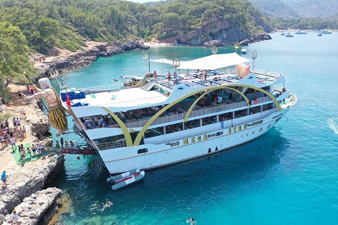 Antalya / Kemer : Mega Star Party Boat Trip w/ Lunch & Transfer - How comfortable is the experience?