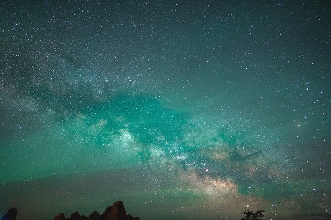 Astro-Photo, Hiking and Stargazing Tour in Arches National Park - Is $175 a fair price?
