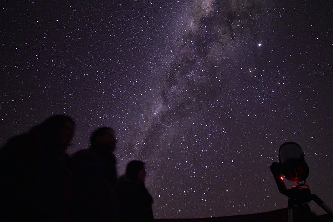 Astronomical Tour with Guide and Pick Up San Pedro de Atacama - The 9:30 p.m. pickup and ride outside town
