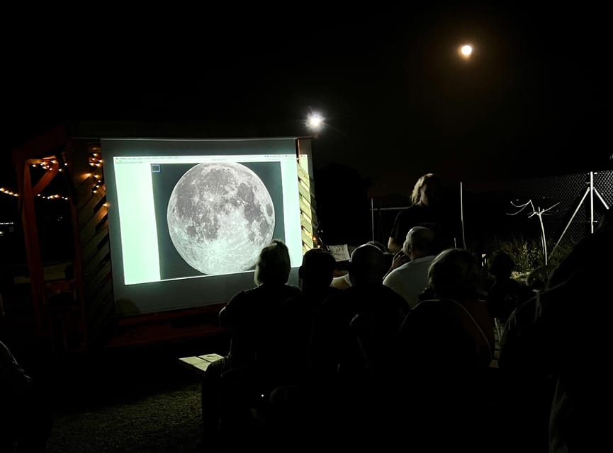 Astronomy Night in Finca Astronomica, Cartagena, Murcia - A short astronomy introduction before the main viewing