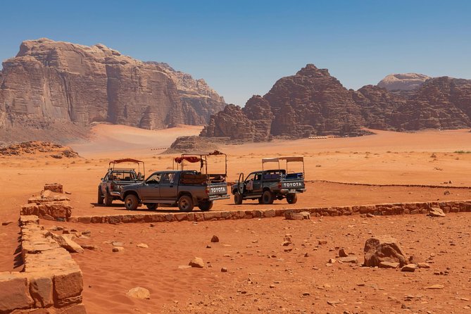Best of Wadi Rum | Full day Jeep tour + Sleep under the stars | Pack all-in - Sunset in the desert, then a night beneath the stars