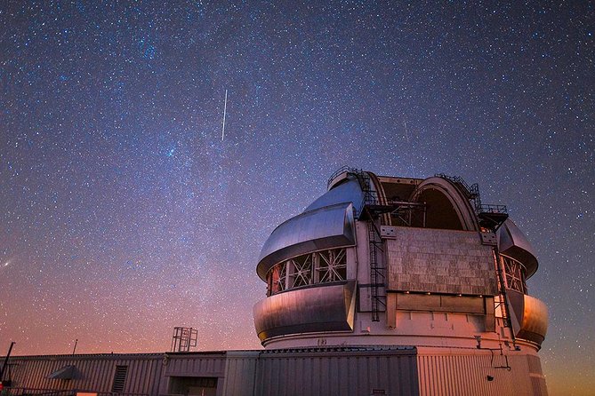 Big Island: Mauna Kea Summit and Stars Small-Group Adventure Tour - Food, clothing, and comfort in the cold