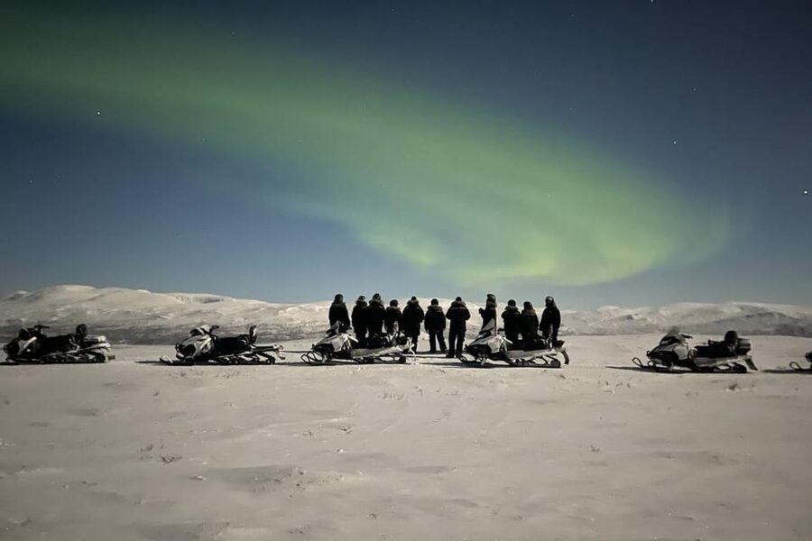 Björkliden/Abisko: Night Sky Snowmobile Tour - Safety instructions before you touch the throttle