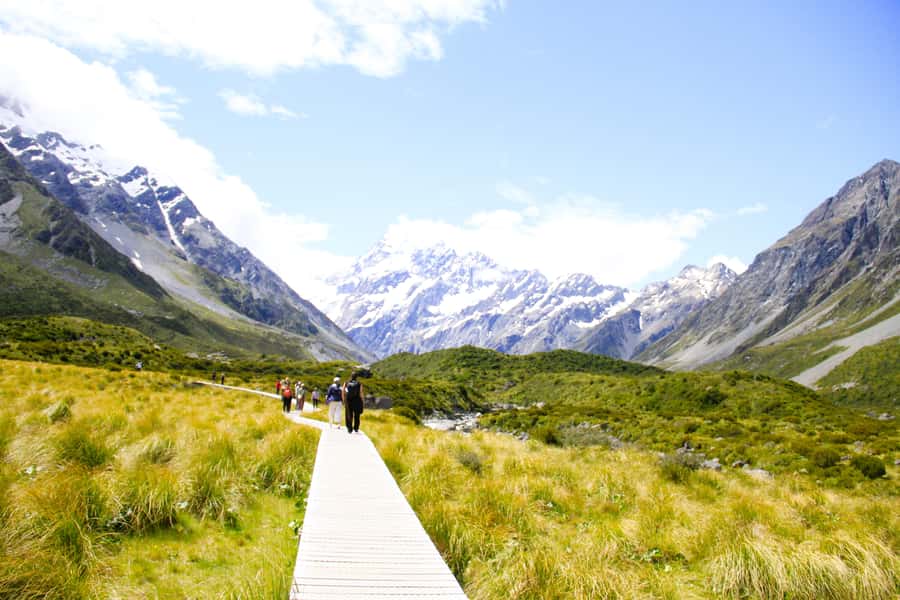 Christchurch: Lake Tekapo Stargazing & Mount Cook 2-Day Tour - The return to Christchurch and what is included