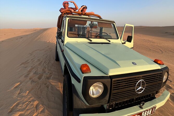 Dubai: Al Marmoom Oasis Vintage Safari: Camels, Stargazing & Meal - Key points at a glance