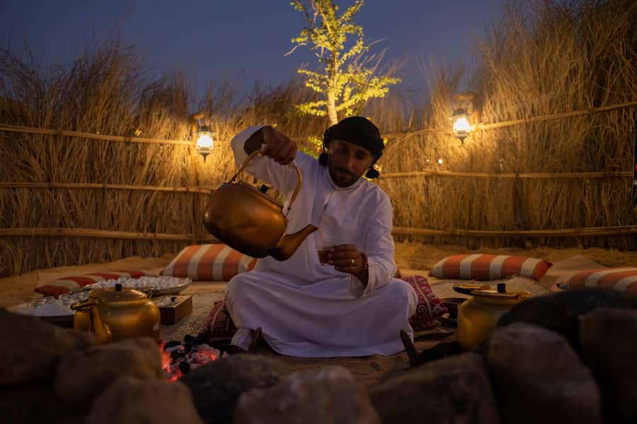Dubai: Evening Desert Safari with Camel Ride & Stargazing - Dinner and the difference between package options