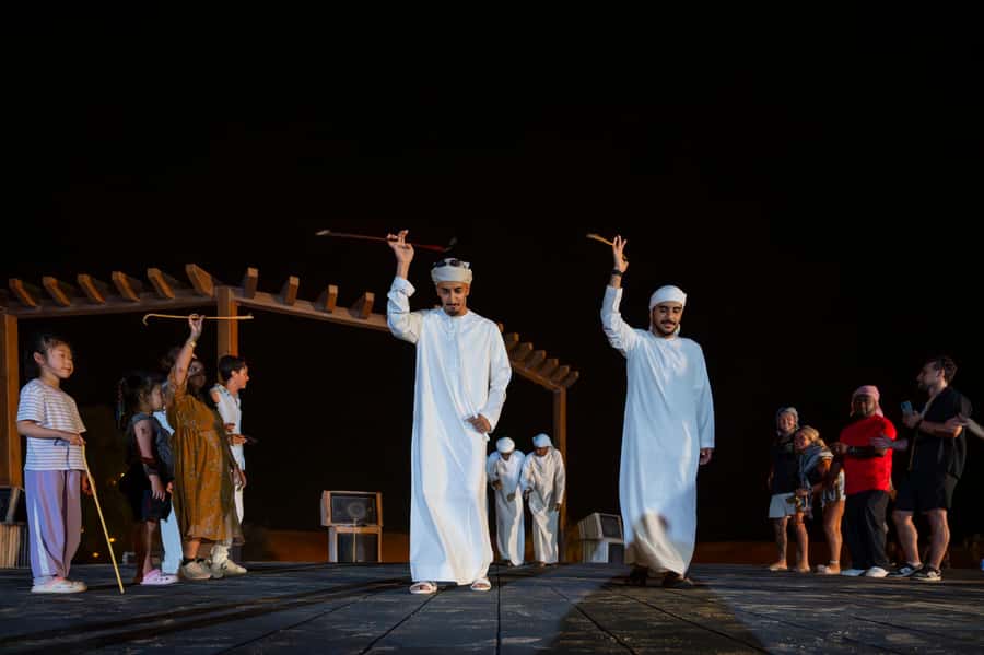 Dubai: Overnight Safari with Luxury Dome Stay & Stargazing - Sunrise and breakfast served at your door