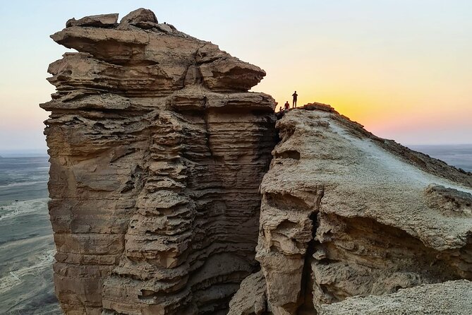 Edge Of The World Hike(Dinner under stars,village,bats cave,camp) - The abandoned village and the road into the desert