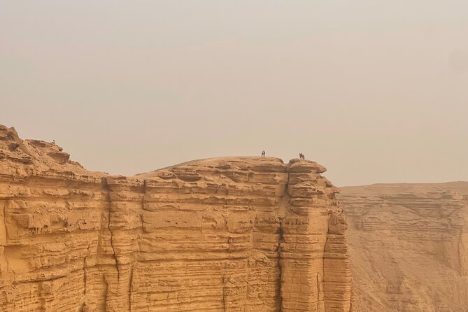Edge of the World with 4x4 vehicles, sunset Dinner and stargazing - Hiking to the cliff edge