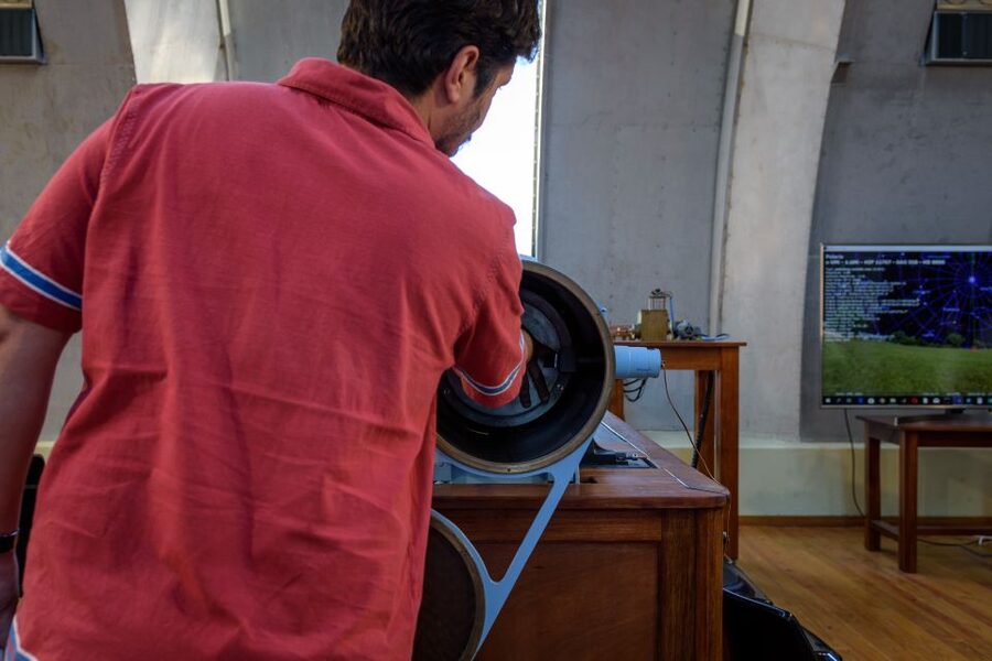Exclusive visit to the Astronomical Observatory of Gaia - Thirty minutes with an English-speaking physics student