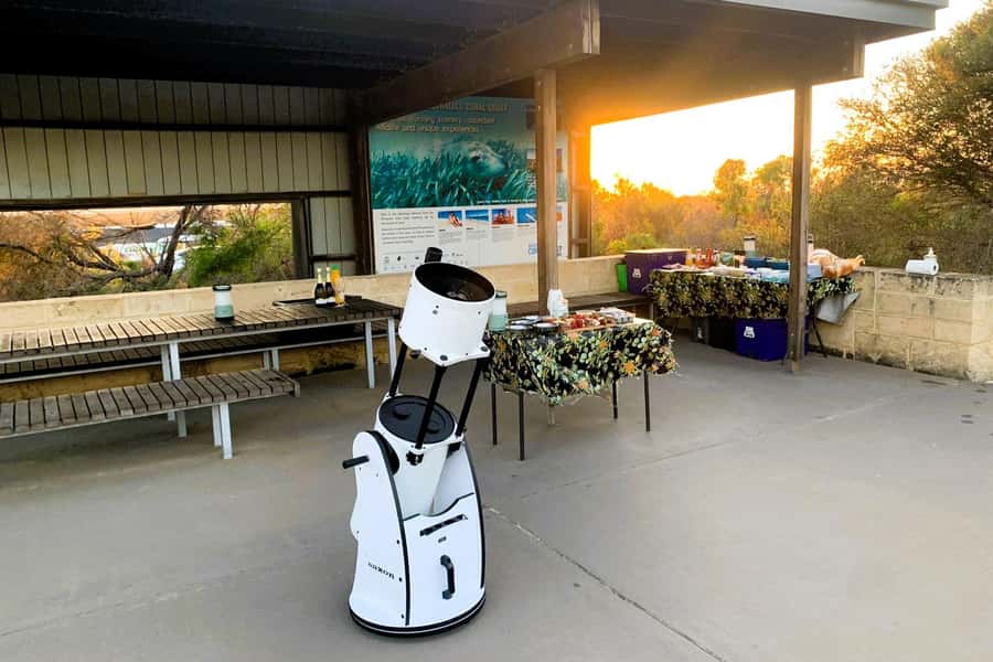 From Perth: Pinnacles Sunset and Stargazing Tour with Dinner - Stargazing is memorable, but never guaranteed