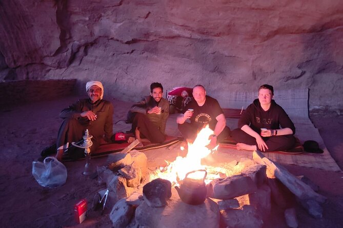 Full Day Jeep Tour + Night Under the Stars - Little Arch and Lawrence’s House
