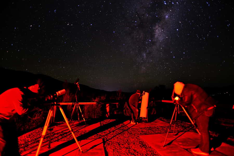 Hanmer Springs: Guided Stargazing Tour - Seeing the Omega Cluster and Sombrero Galaxy