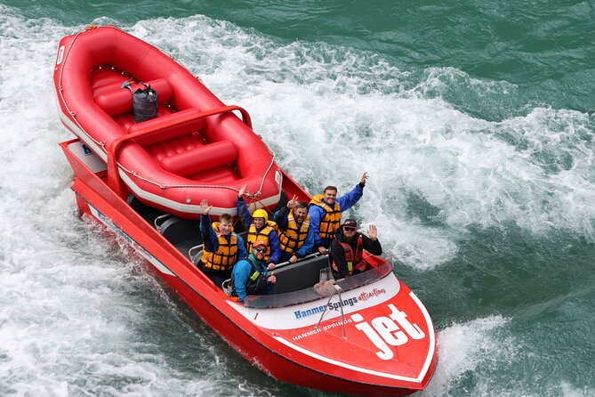 Hanmer Springs Star Tours at Manuka Skies - A group of 10 keeps the equipment useful