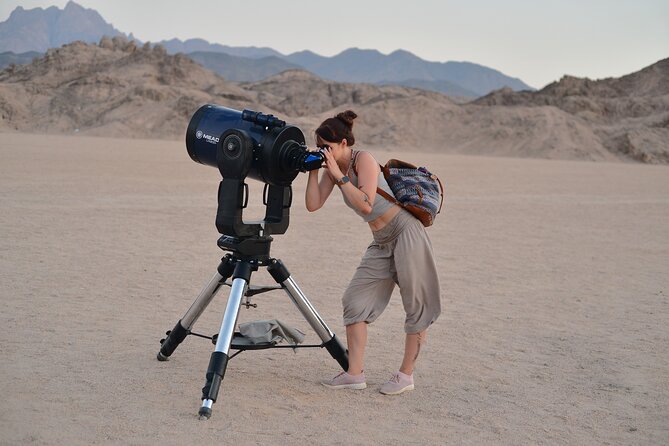 Hurghada Desert Sunset & Stargazing Tour with Dinner by Jeep - Who should book this desert evening