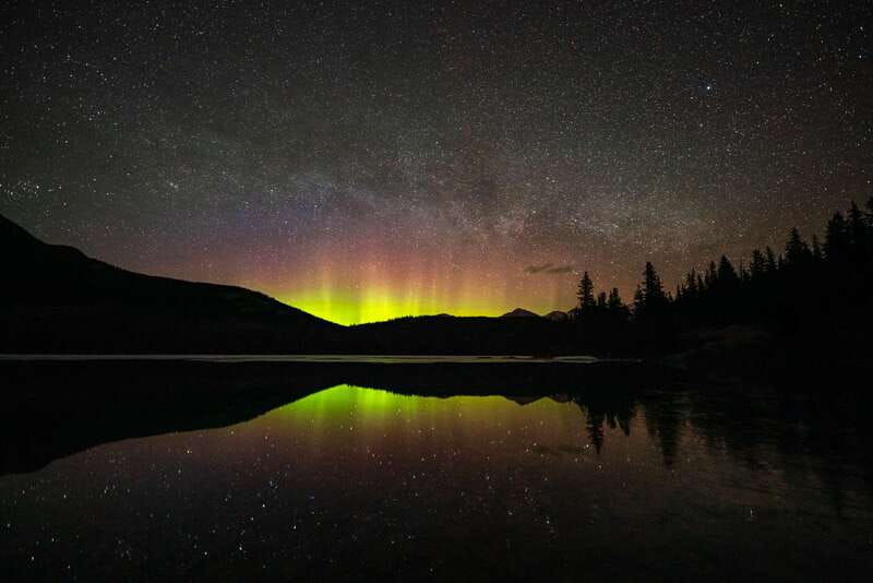 Jasper: Jasper Planetarium Dark Sky Experience - Walking to the selected dark-sky site