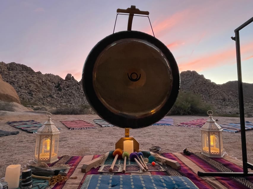 Joshua Tree: Soundbath Under The Stars - Watching Joshua Tree Turn From Sunset to Night