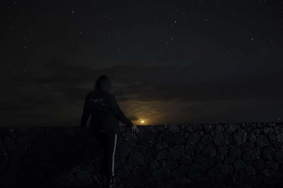 La Palma: VIP Night Sky Tour With Your Own Telescope - What to bring for a cold, dark viewpoint