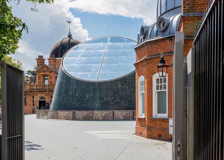 London: Royal Observatory Planetarium Show Entry Ticket - Who will enjoy this most?