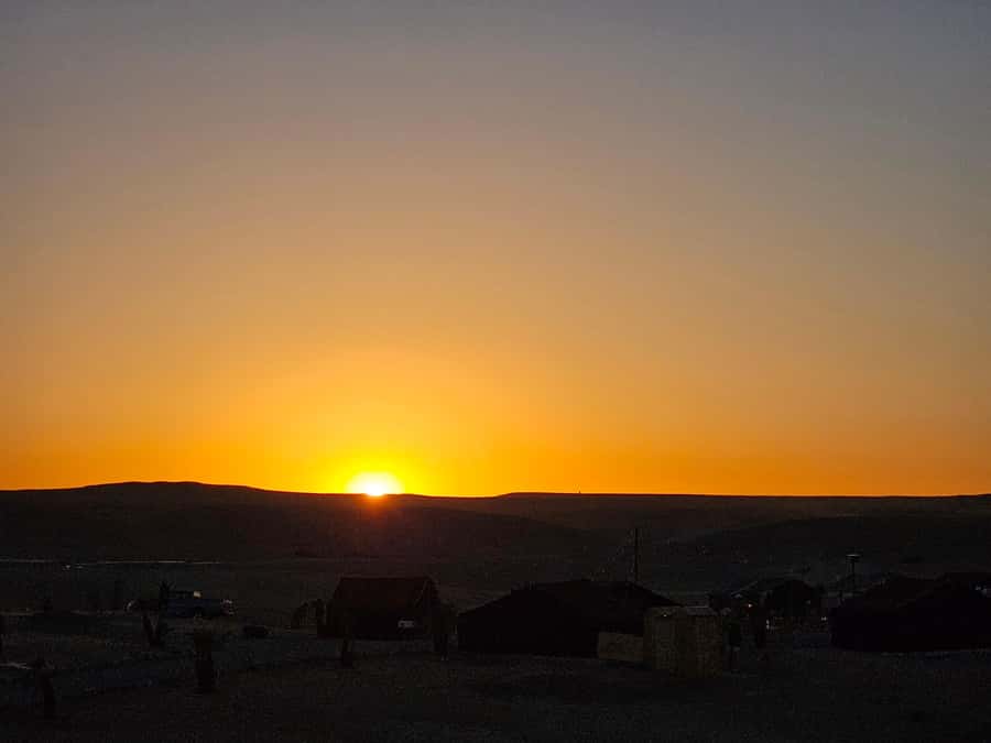 Marrakech: Dinner and Quad bike Desert Agafay Stars & show - Tea, argan oil, and a taste of local life