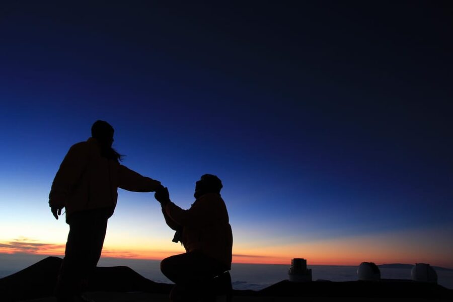 MaunaKea Summit SUNSET and Star Tour with Photo - Stargazing at 12,000 feet