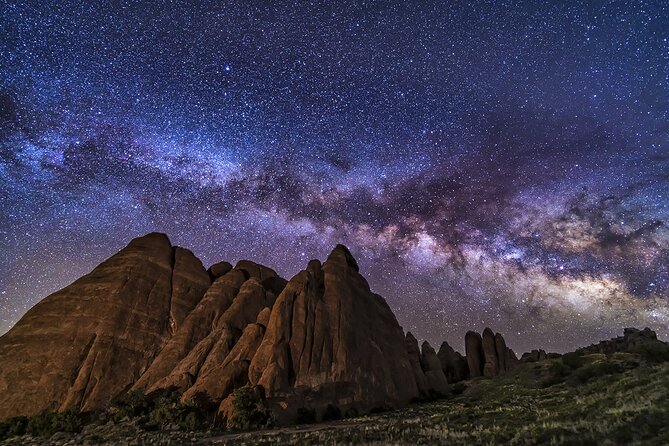 Milky Way Photography in Arches National Park - Cameras, phones, and the gear question