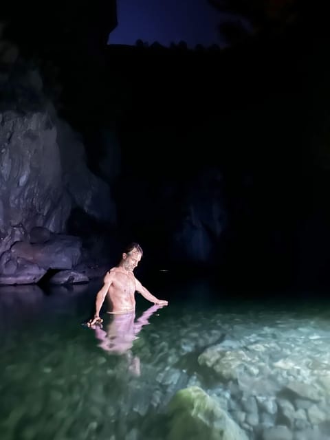 Montanejos: Magical Night Swim Under the Stars - Why the Montanejos night swim feels special