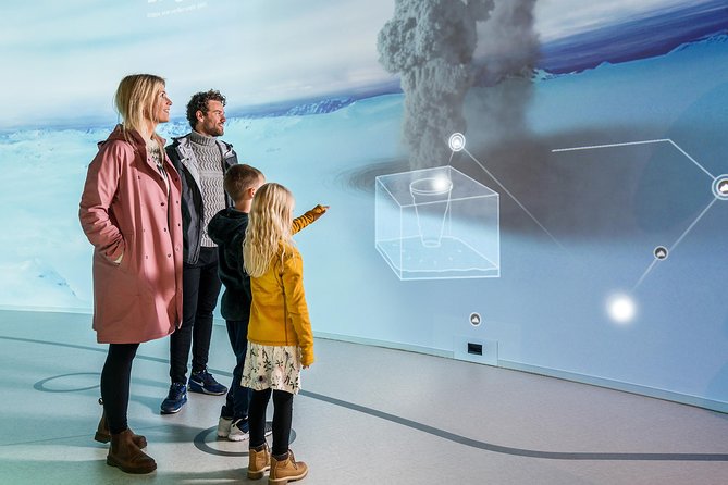 Perlan - Wonders of Iceland Experience - Áróra and the Northern Lights