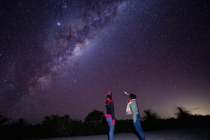Pinnacles Desert Sunset Dinner and Stargazing Tour - Who should book this Pinnacles tour?