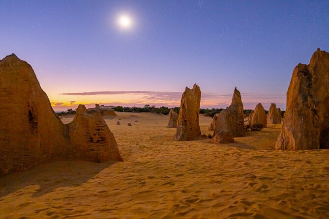 Pinnacles Desert Sunset Stargazing Adventure Tour from Perth - Stargazing with a telescope