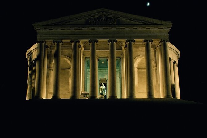 Private Under the Stars Night-Time Tour of DC (Up to 5 Guests) - The White House after sunset