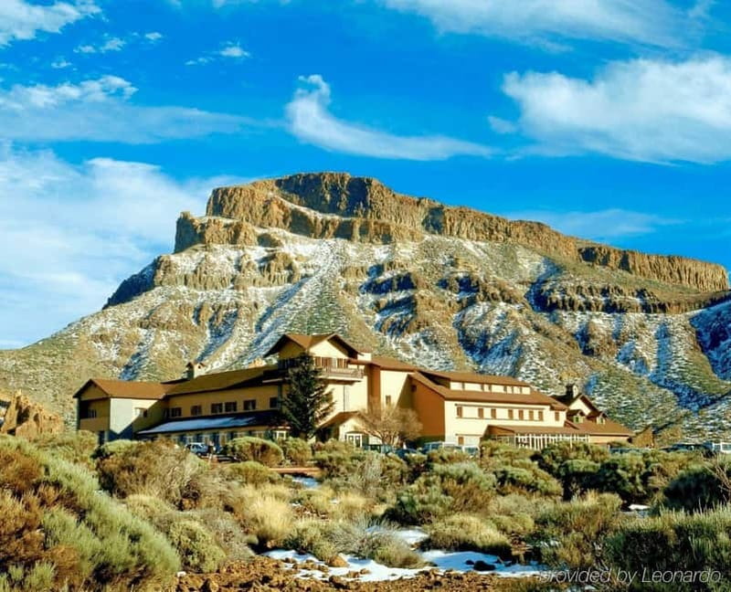 Puerto Cruz: VIP Teide Sunset & Stars, Guachiche Lunch+Cava - Coffee and Canarian treats at El Portillo