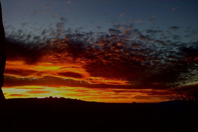 Sedona Dark Sky Sunset & Night Hike With a Private Guide - Transportation, Pickup, and Group Details