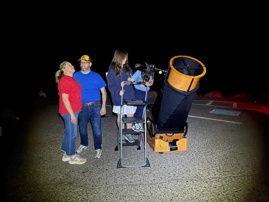 Sedona: Stargazing Tour with Telescopes and Video Astronomy - The first 20 minutes: learning the sky overhead