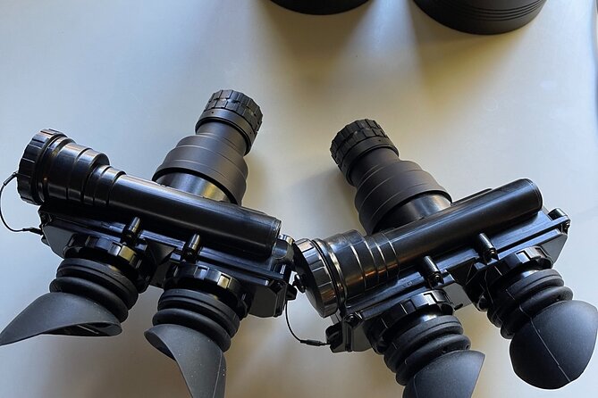 Stargazing and UFO Tour - Night vision goggles and the equipment that matters