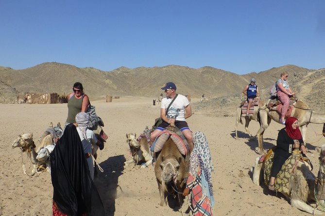 Stargazing Excursion In Hurghada with Jeep 4WD and BBQ - A Bedouin village with tea, shisha, and local customs