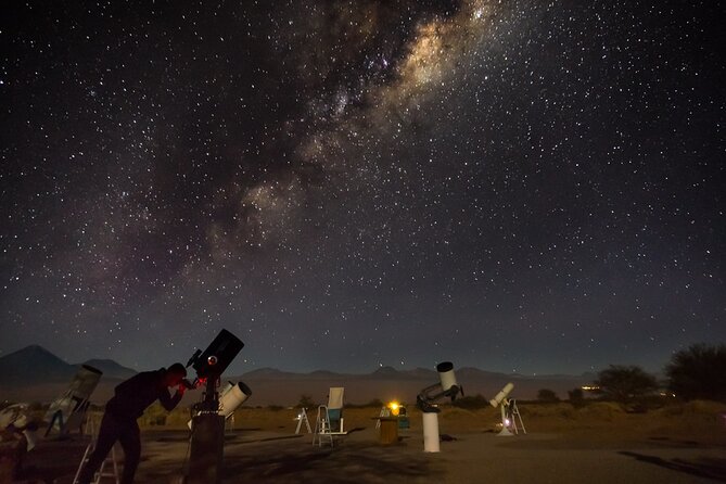 Stargazing in Hurghada Desert with Bedouin Dinner - Bedouin buffet dinner under candlelight
