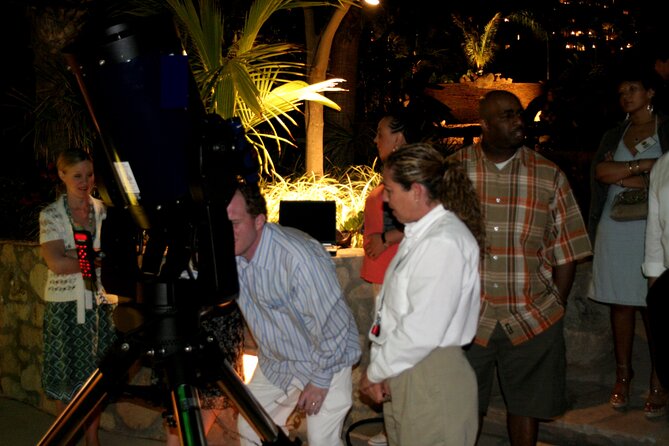 Stargazing tour in Los Cabos - Who will enjoy this evening most?