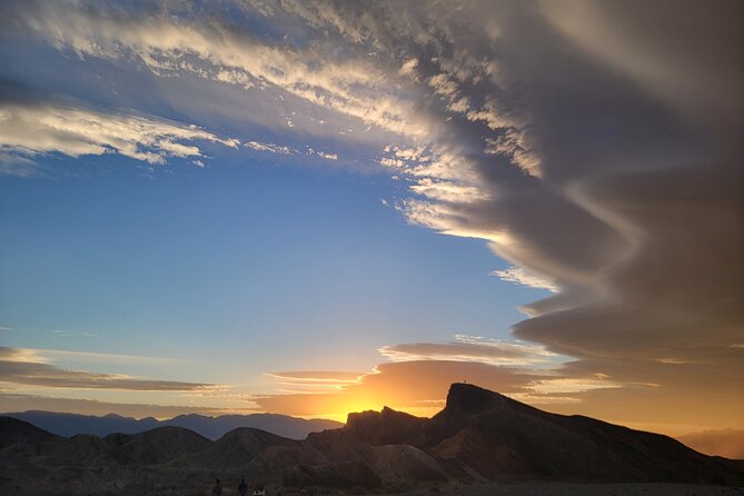 Sunset and Stargazing Tour in Death Valley National Park - The long ride through Pahrump