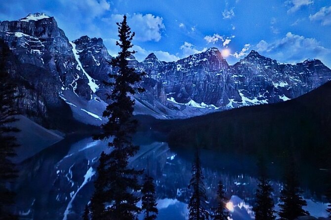 Sunset at Moraine Lake & Stargazing Tour from Canmore/Banff - What happens after the light fades