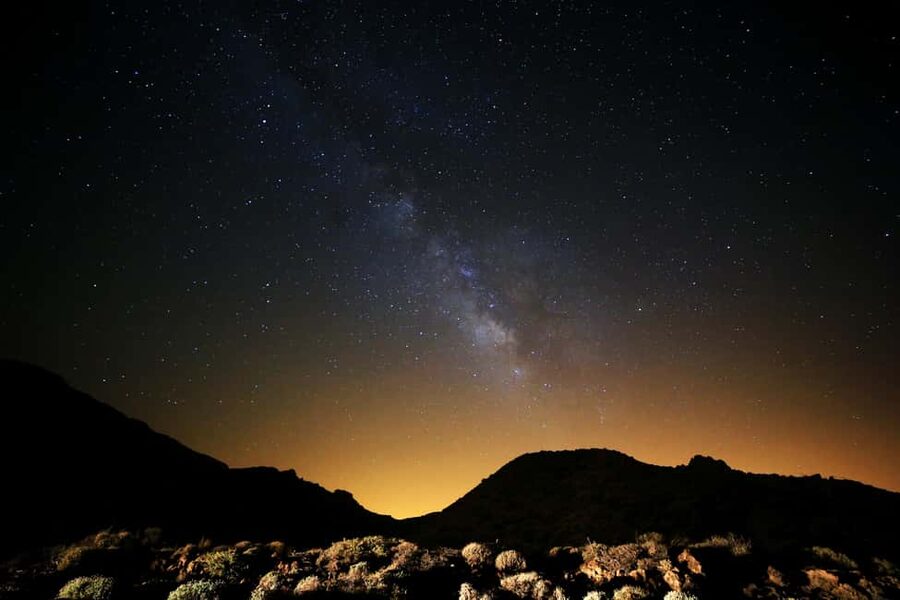 Teide National Park: Sunset & Stars Guided Night Tour - Sunset with Teide and the clouds below