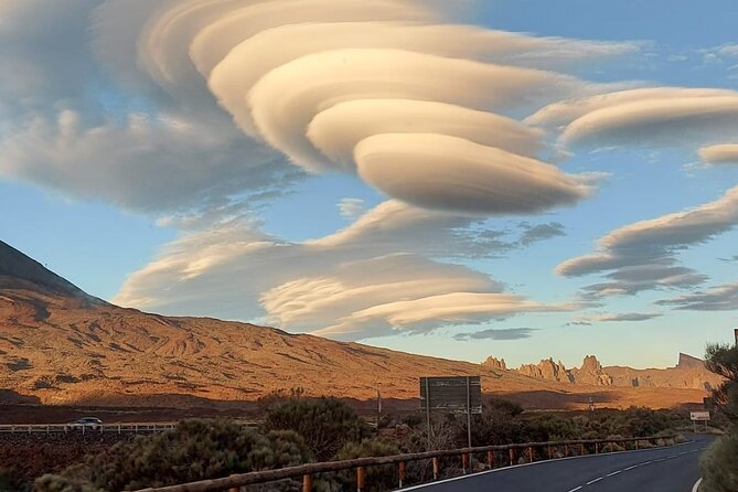 TEIDE NIGHT Astronomy Stargazing Bus Tour, Meal & Drinks included! - English language and guide quality
