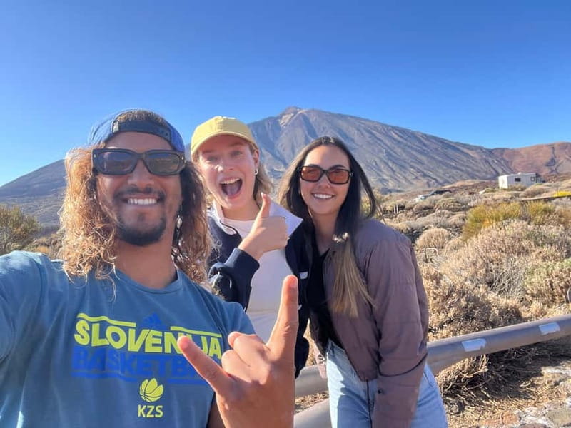 Teide: Small Group Sunset Adventure with Picnic & Stargazing - The guides make the difference