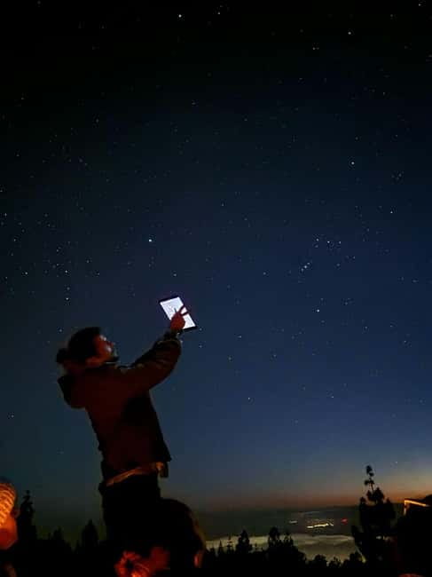 Tenerife: Teide National Park Sunset Picnic and Stargazing - Sunset picnic at Mirador de Samara
