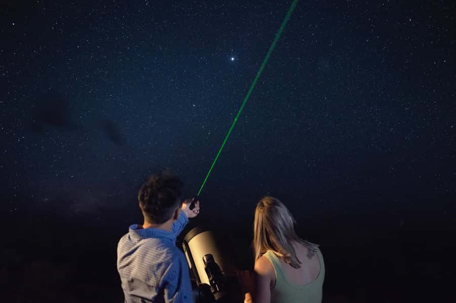 Uluru: National Park Astronomy Tour with Telescope and Photo - Reading the Southern Hemisphere sky with the guides